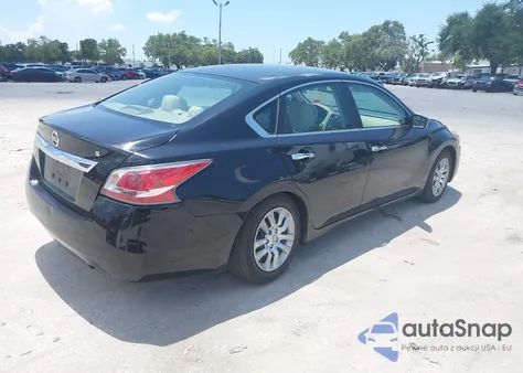 2015 Nissan Altima 2.5 S from USA, damaged, VIN 1N4AL3AP6FC123386